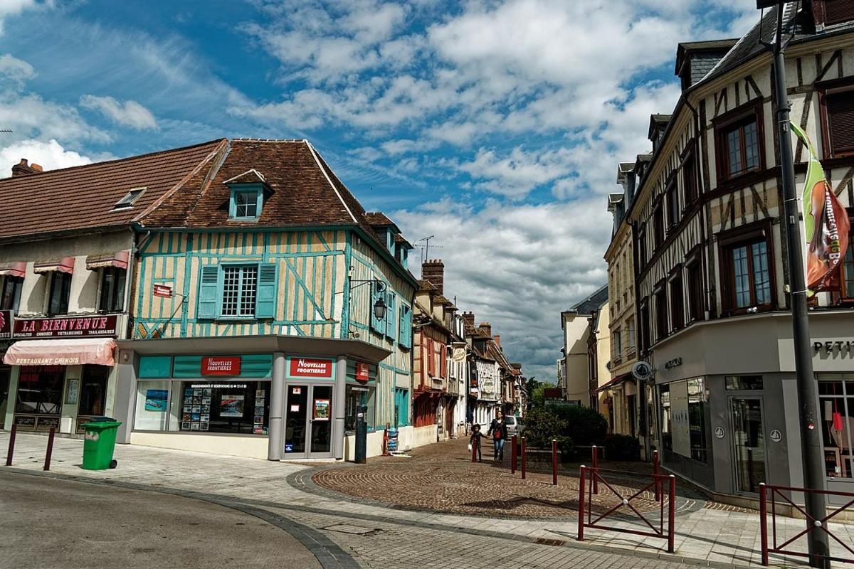 Apartamento Elegant Pied-A-Terre A Beauvais Exterior foto